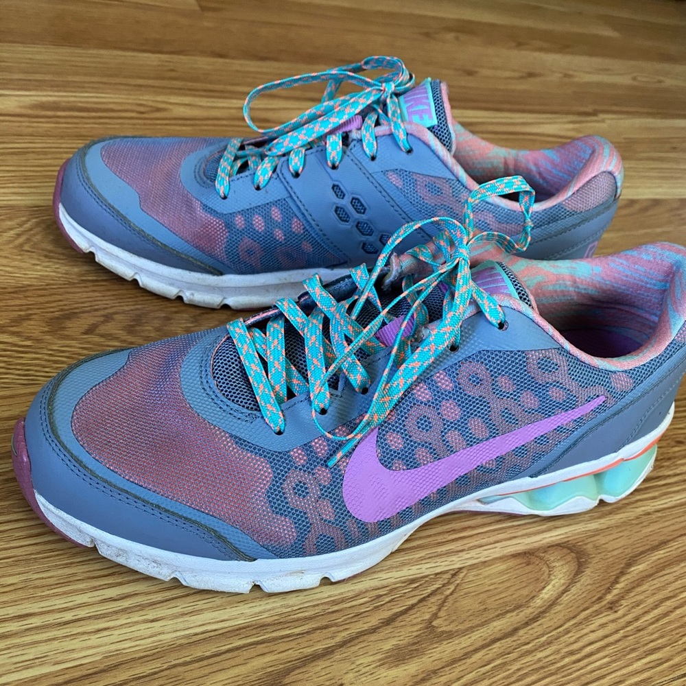 Nike Reax Shoes